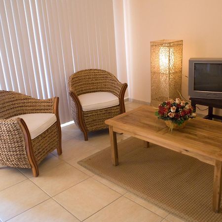 Camacuri Apartments Oranjestad Zimmer foto